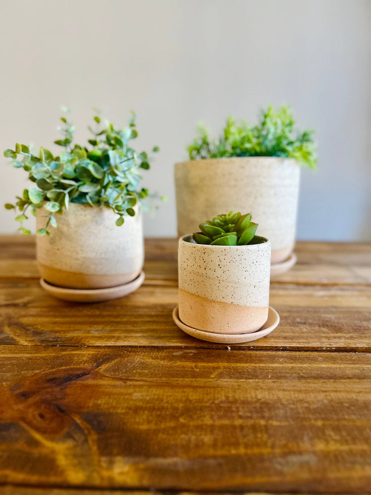 Handmade Cylindrical Planter – Matte or Speckled Finish : Speckled white